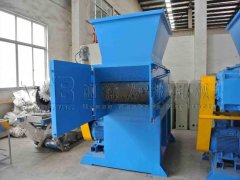 金属撕碎机撕碎大块物料产量下降的原因是什么？