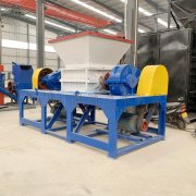 双轴撕碎机的养护